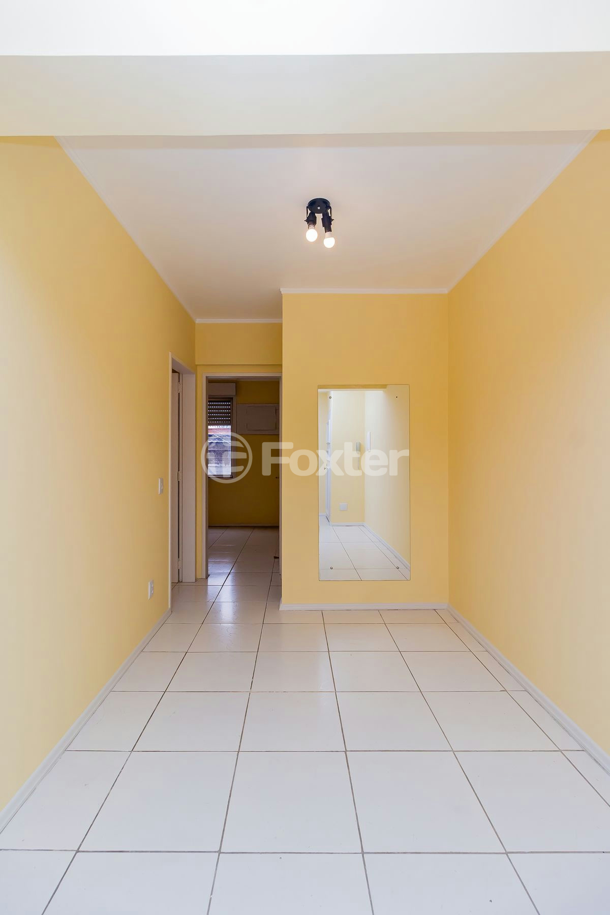 Apartamento à venda com 2 quartos, 72m² - Foto 3