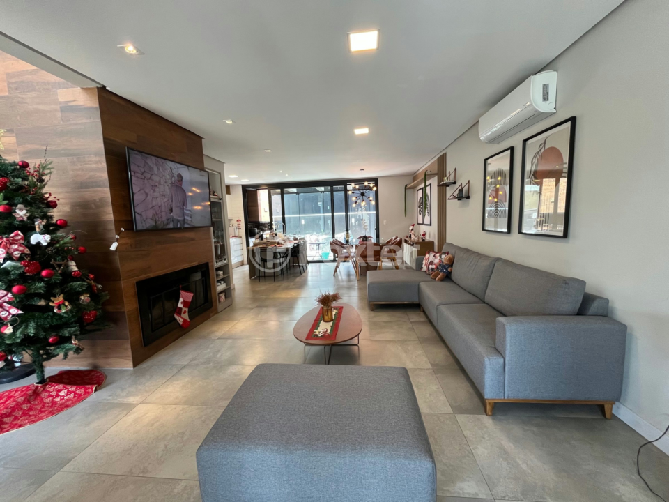 Casa de Condomínio à venda com 3 quartos, 141m² - Foto 3