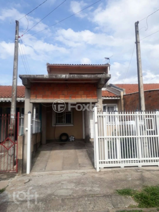 Casa à venda com 3 quartos, 85m² - Foto 1