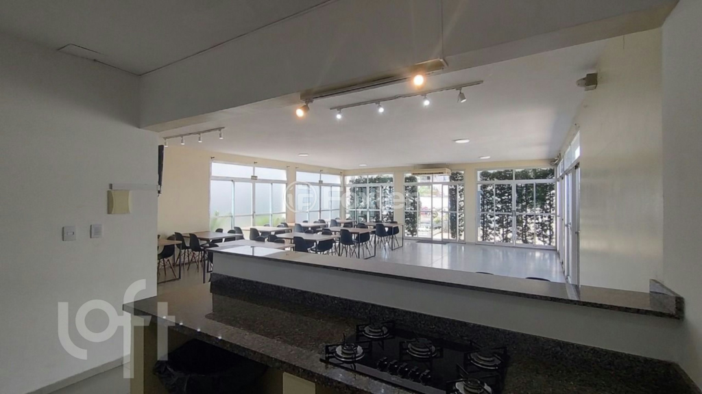 Apartamento à venda com 3 quartos, 51m² - Foto 18