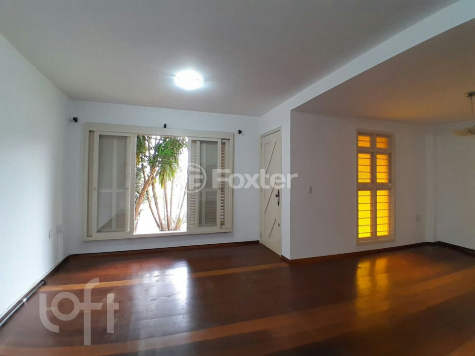 Casa à venda com 3 quartos, 160m² - Foto 4