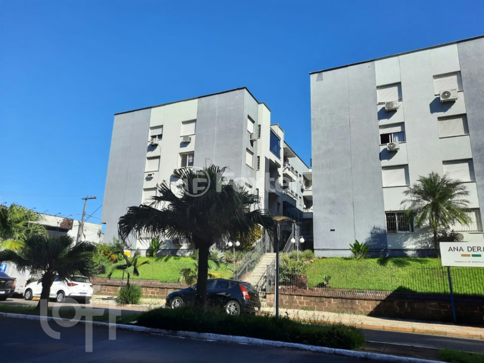 Apartamento à venda com 2 quartos, 63m² - Foto 2