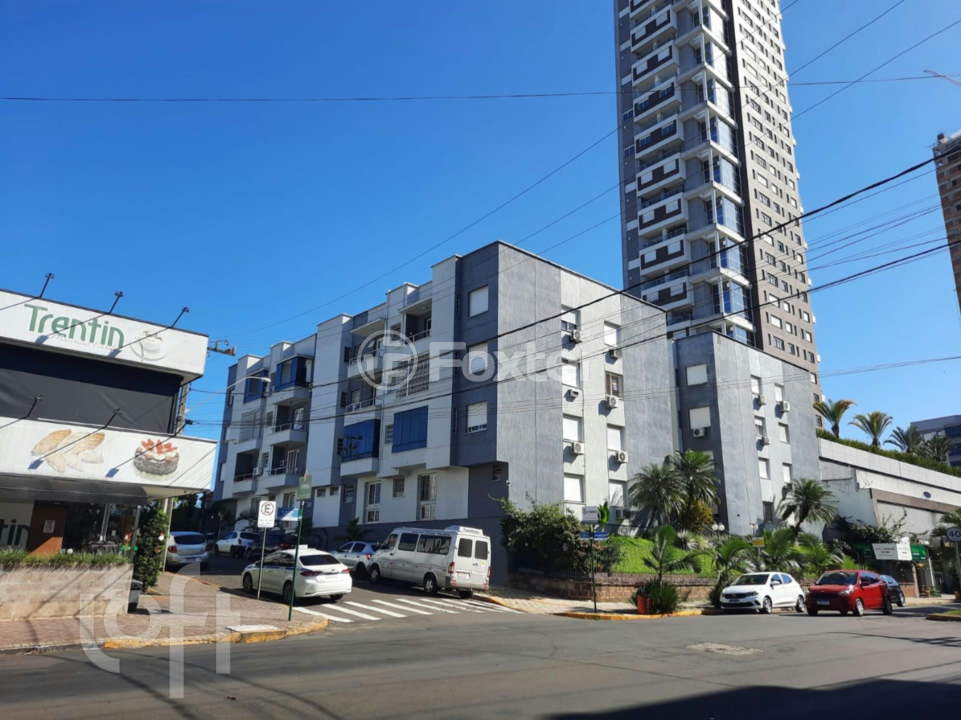 Apartamento à venda com 2 quartos, 63m² - Foto 4