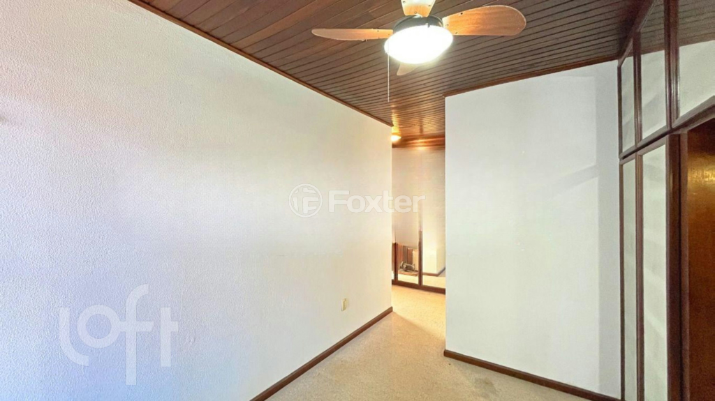 Casa à venda com 3 quartos, 240m² - Foto 40