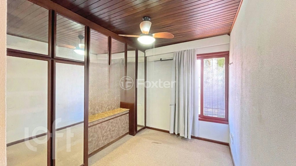 Casa à venda com 3 quartos, 240m² - Foto 32