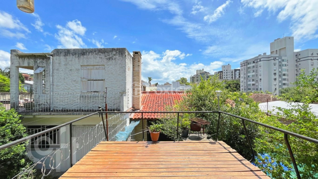 Casa à venda com 3 quartos, 240m² - Foto 12