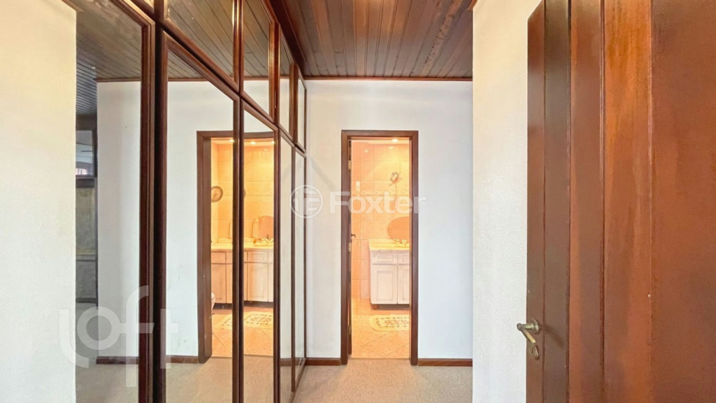 Casa à venda com 3 quartos, 240m² - Foto 31