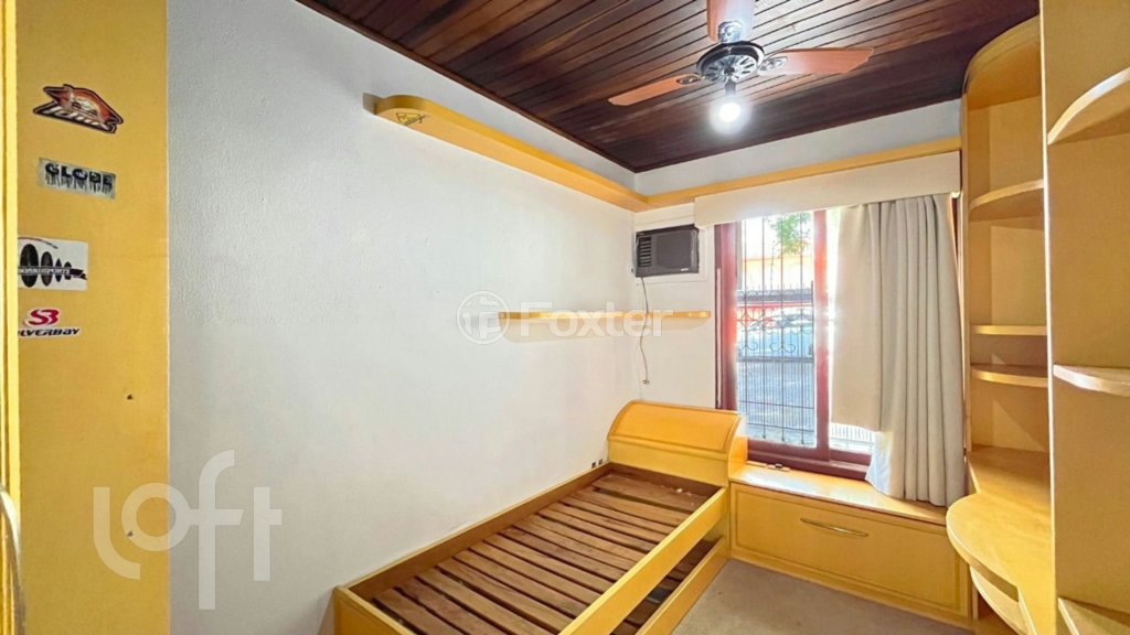 Casa à venda com 3 quartos, 240m² - Foto 37