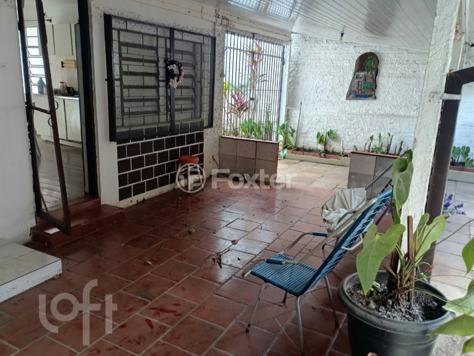 Casa à venda com 3 quartos, 70m² - Foto 18