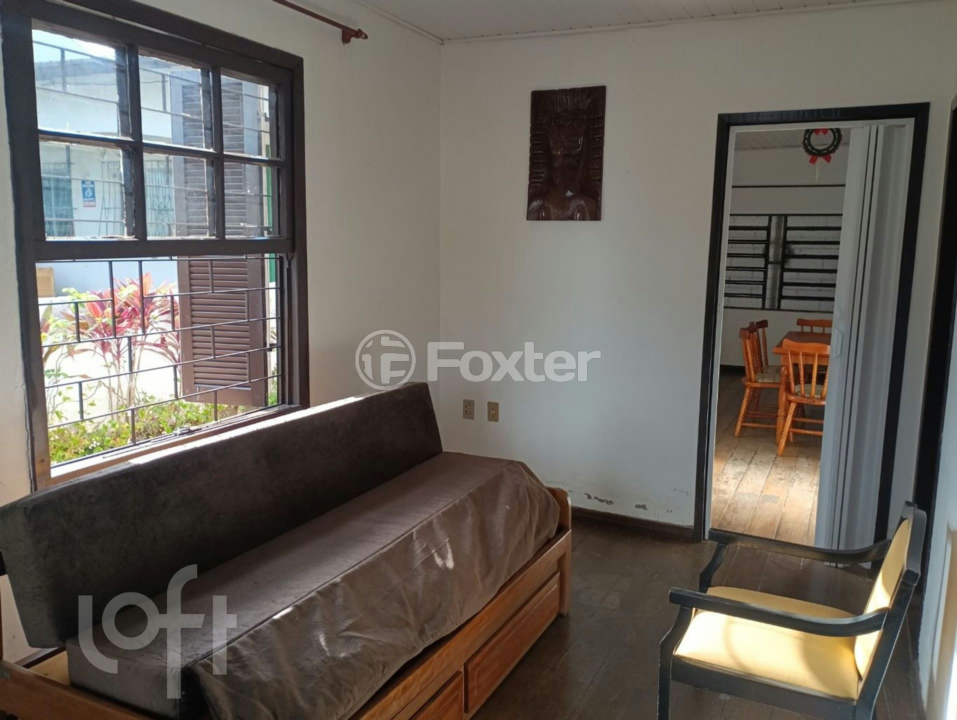Casa à venda com 3 quartos, 70m² - Foto 11