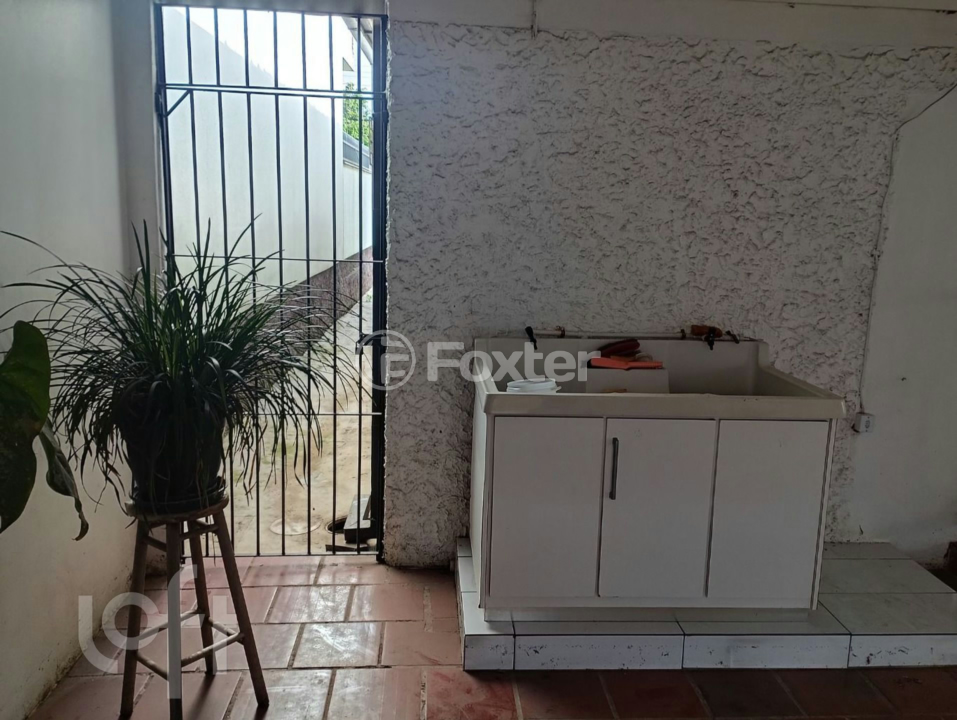 Casa à venda com 3 quartos, 70m² - Foto 15