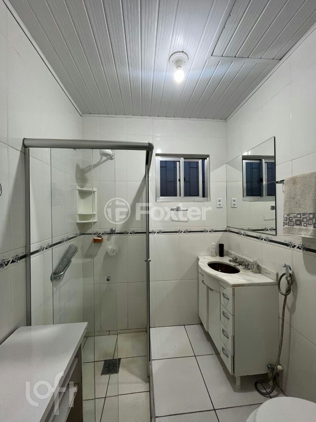 Casa à venda com 3 quartos, 70m² - Foto 8