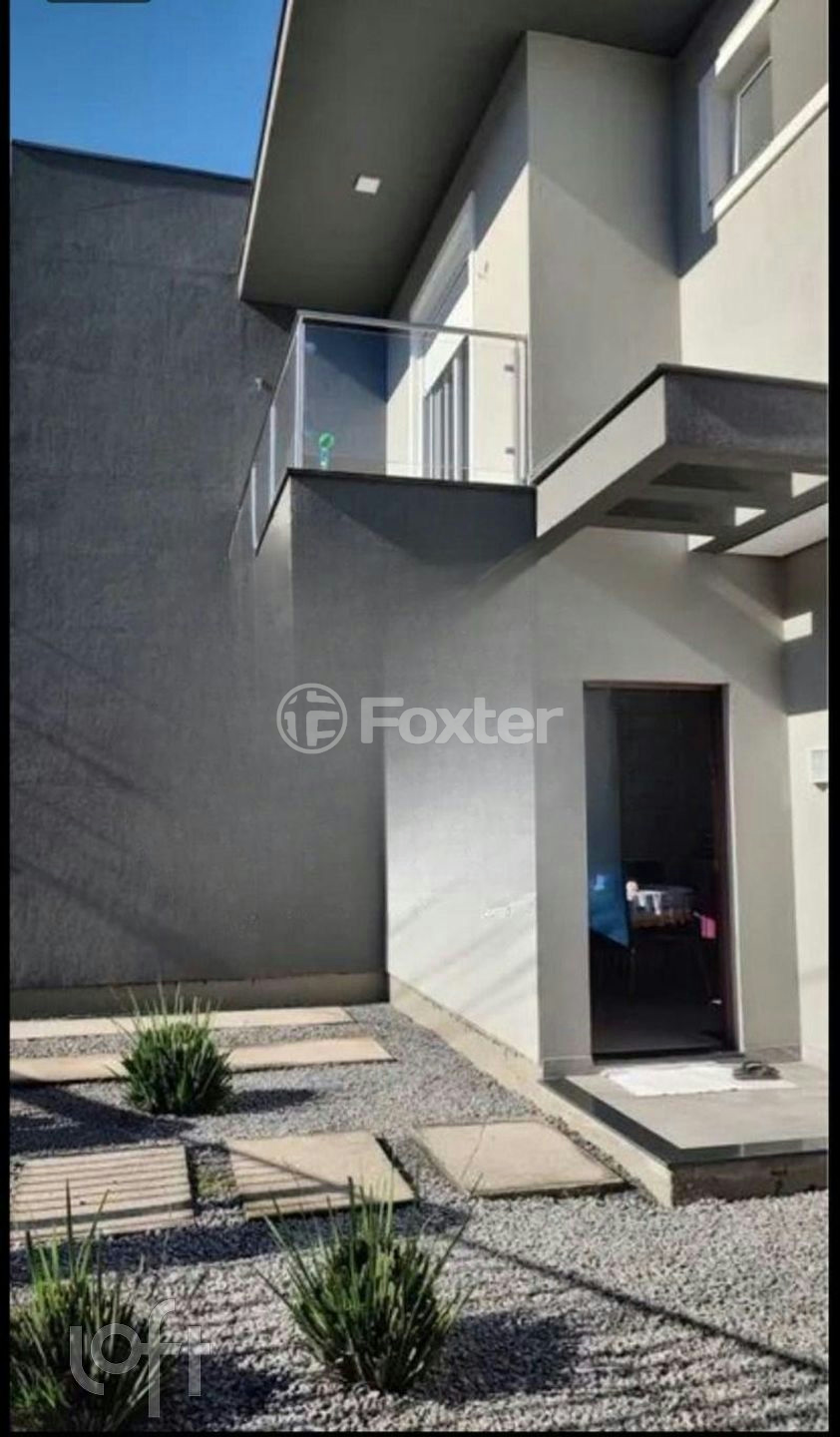 Casa à venda com 3 quartos, 105m² - Foto 2