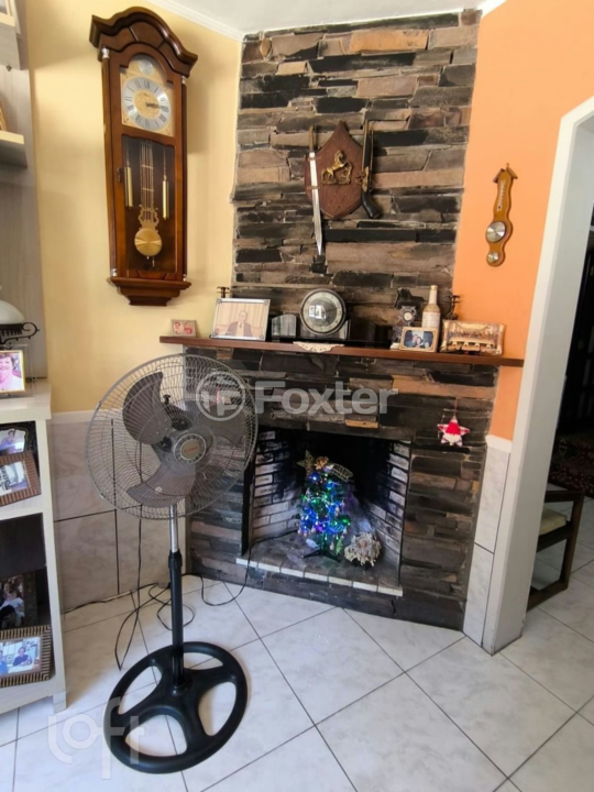 Casa à venda com 3 quartos, 266m² - Foto 16