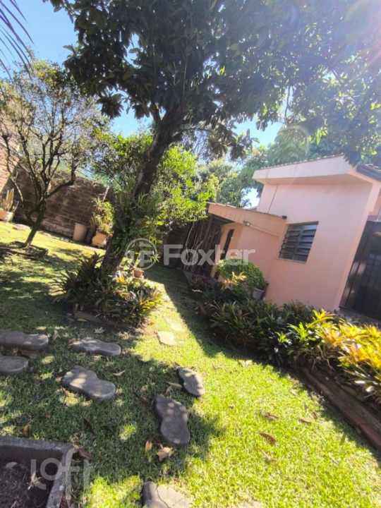 Casa à venda com 3 quartos, 266m² - Foto 34