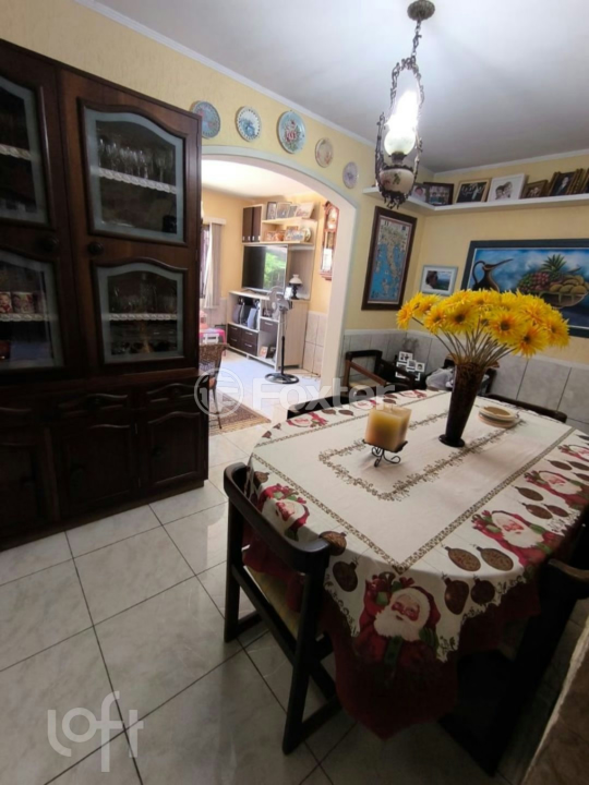 Casa à venda com 3 quartos, 266m² - Foto 10