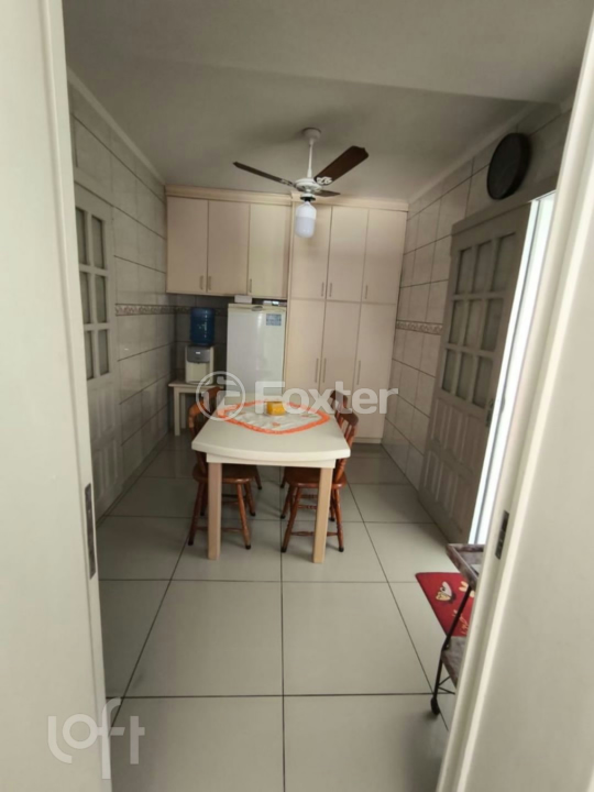 Casa à venda com 3 quartos, 266m² - Foto 13