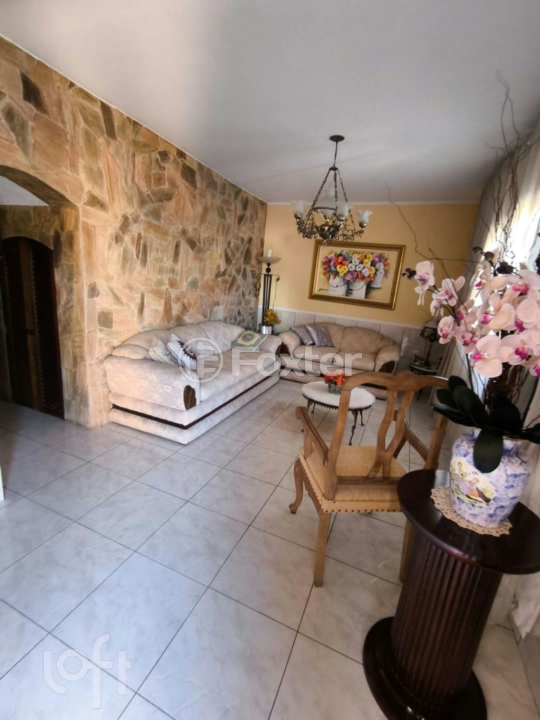 Casa à venda com 3 quartos, 266m² - Foto 2