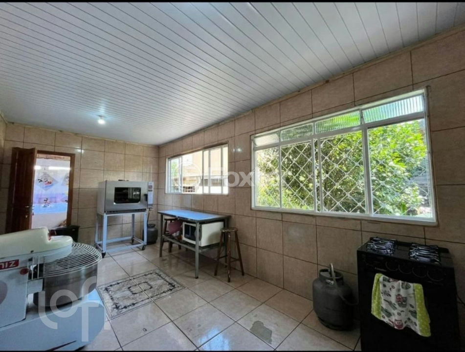 Casa à venda com 2 quartos, 200m² - Foto 7