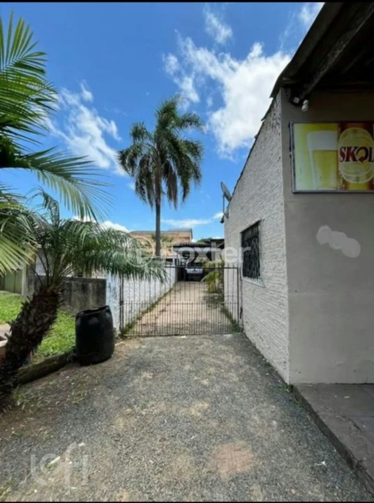 Casa à venda com 2 quartos, 200m² - Foto 2