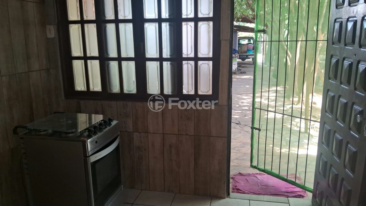 Casa à venda com 2 quartos, 60m² - Foto 13