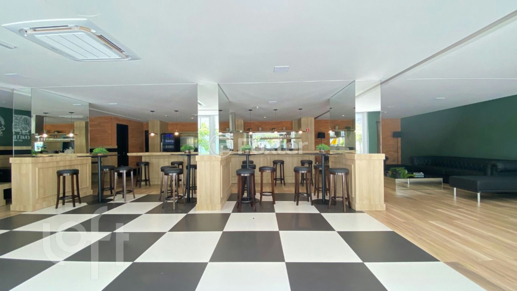 Apartamento à venda com 3 quartos, 81m² - Foto 35