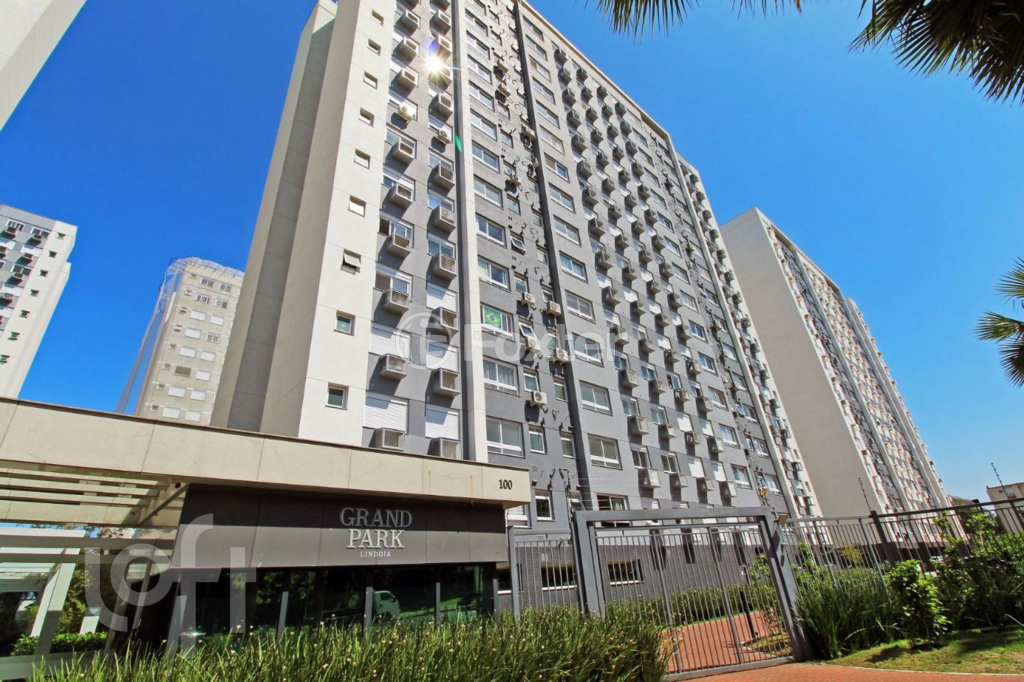 Apartamento à venda com 3 quartos, 81m² - Foto 46