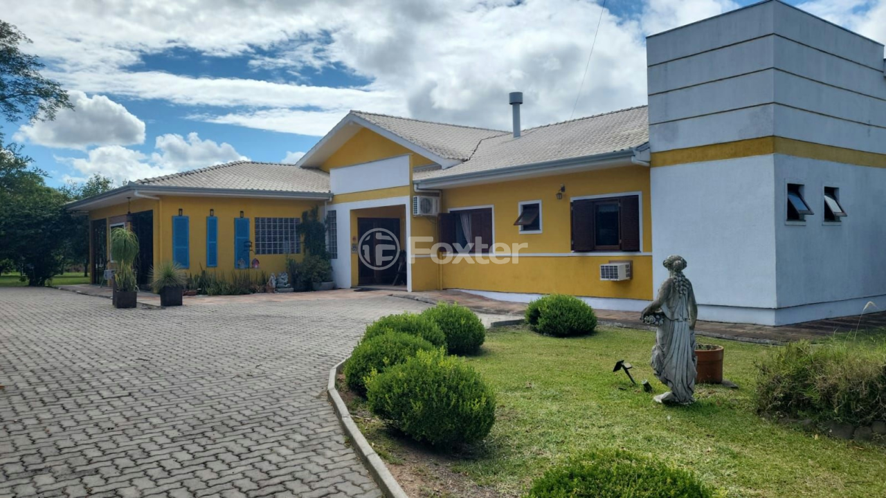 Casa de Condomínio à venda com 4 quartos, 446m² - Foto 3