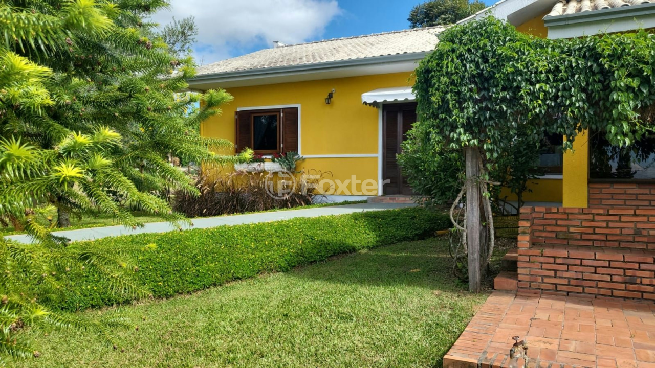 Casa de Condomínio à venda com 4 quartos, 446m² - Foto 4