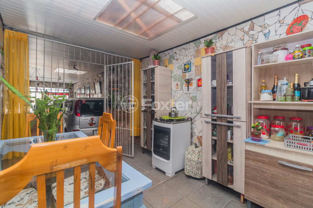 Casa à venda com 3 quartos, 80m² - Foto 4