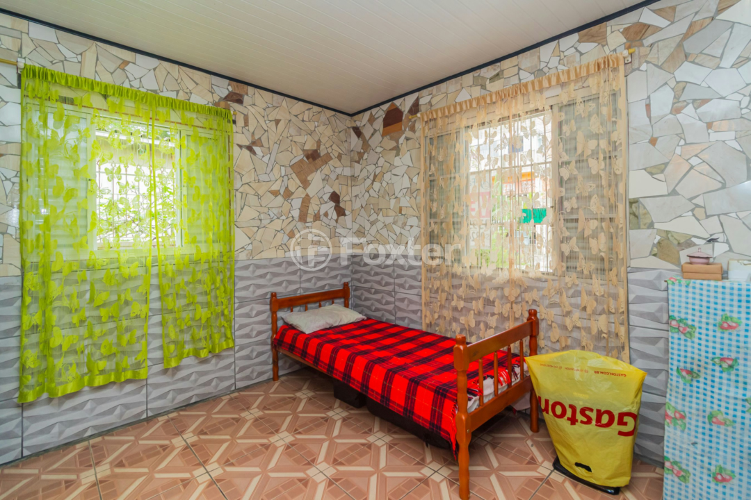 Casa à venda com 3 quartos, 80m² - Foto 11