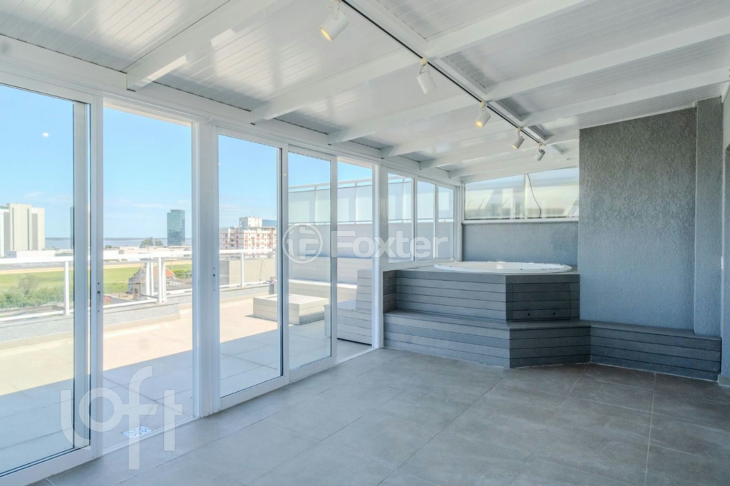 Cobertura à venda com 2 quartos, 207m² - Foto 2