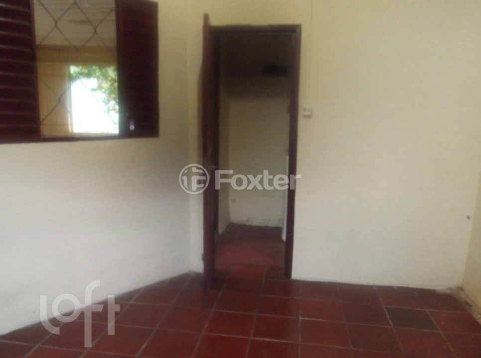 Casa à venda com 2 quartos, 240m² - Foto 9