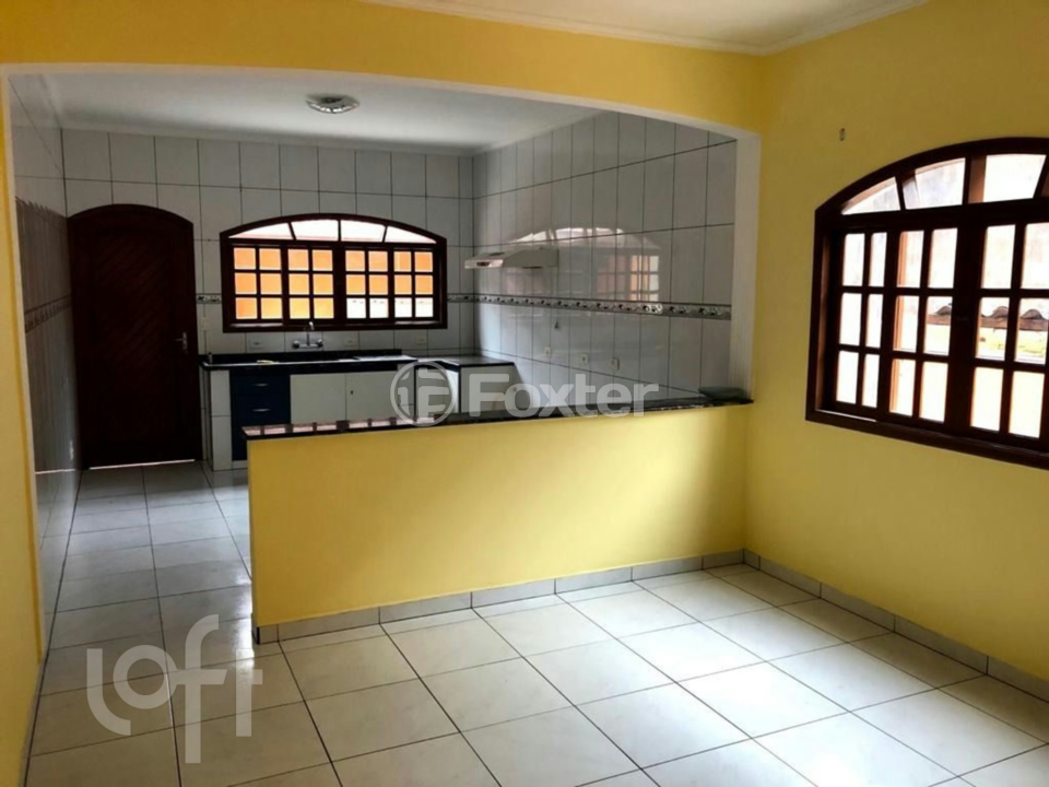 Casa à venda com 3 quartos, 213m² - Foto 2