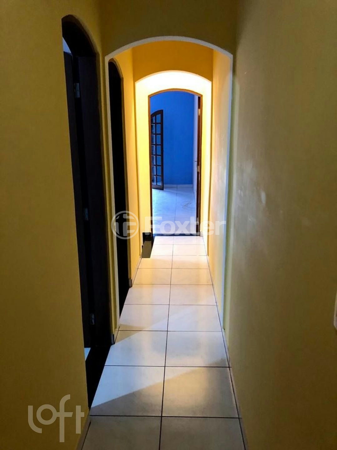 Casa à venda com 3 quartos, 213m² - Foto 3