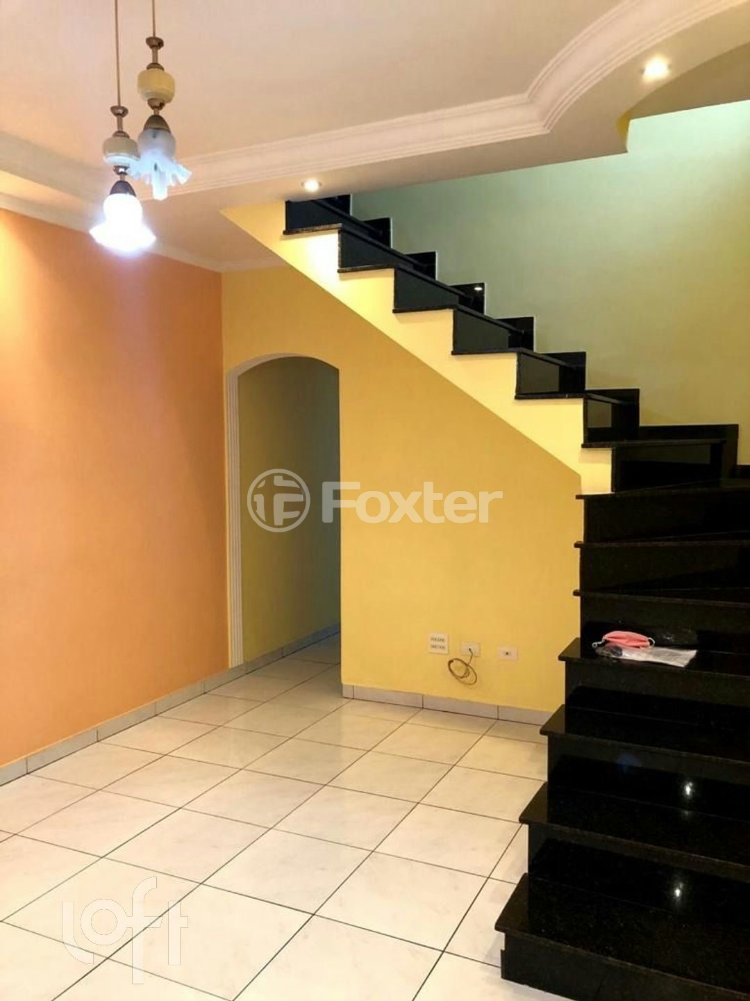Casa à venda com 3 quartos, 213m² - Foto 4