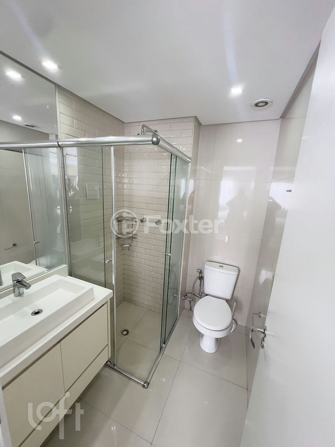 Apartamento à venda com 2 quartos, 63m² - Foto 11