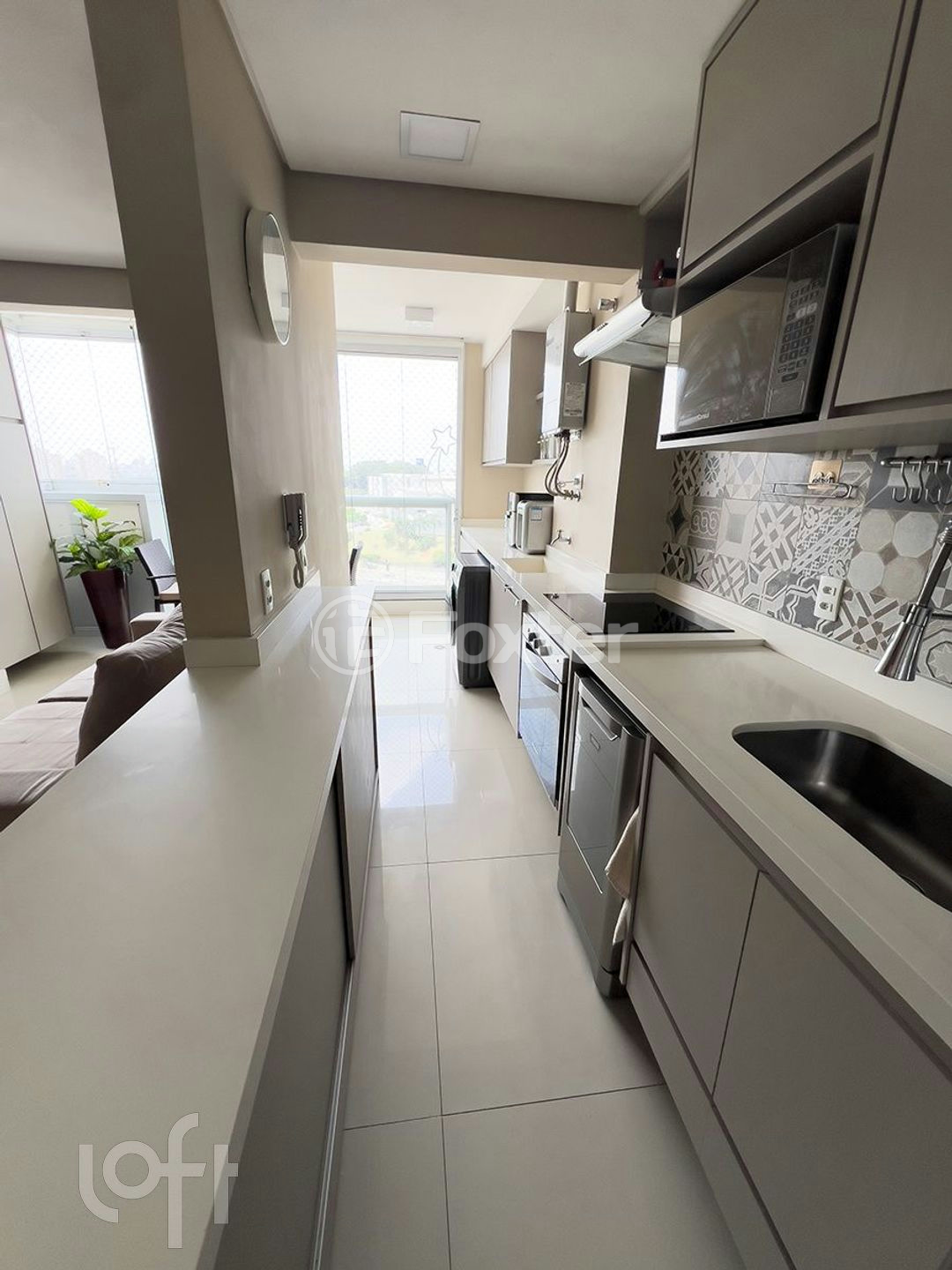 Apartamento à venda com 2 quartos, 63m² - Foto 4