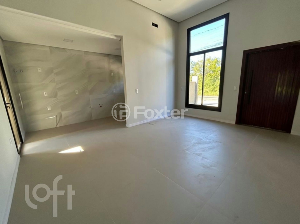Casa à venda com 3 quartos, 93m² - Foto 1