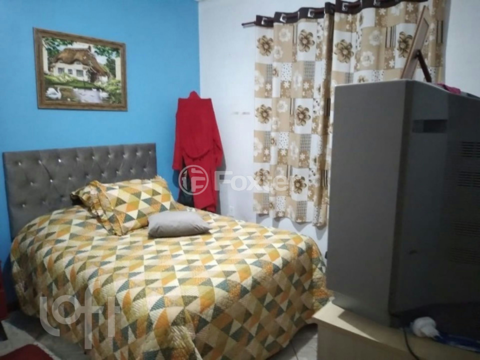 Casa à venda com 3 quartos, 100m² - Foto 4