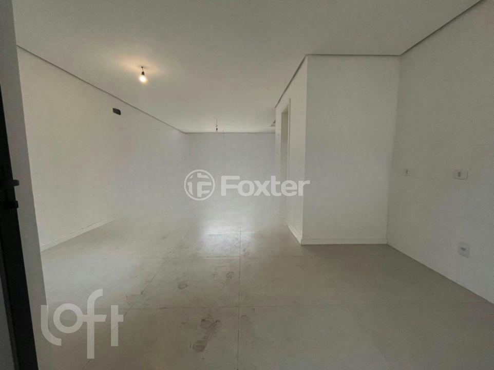 Casa à venda com 3 quartos, 110m² - Foto 14