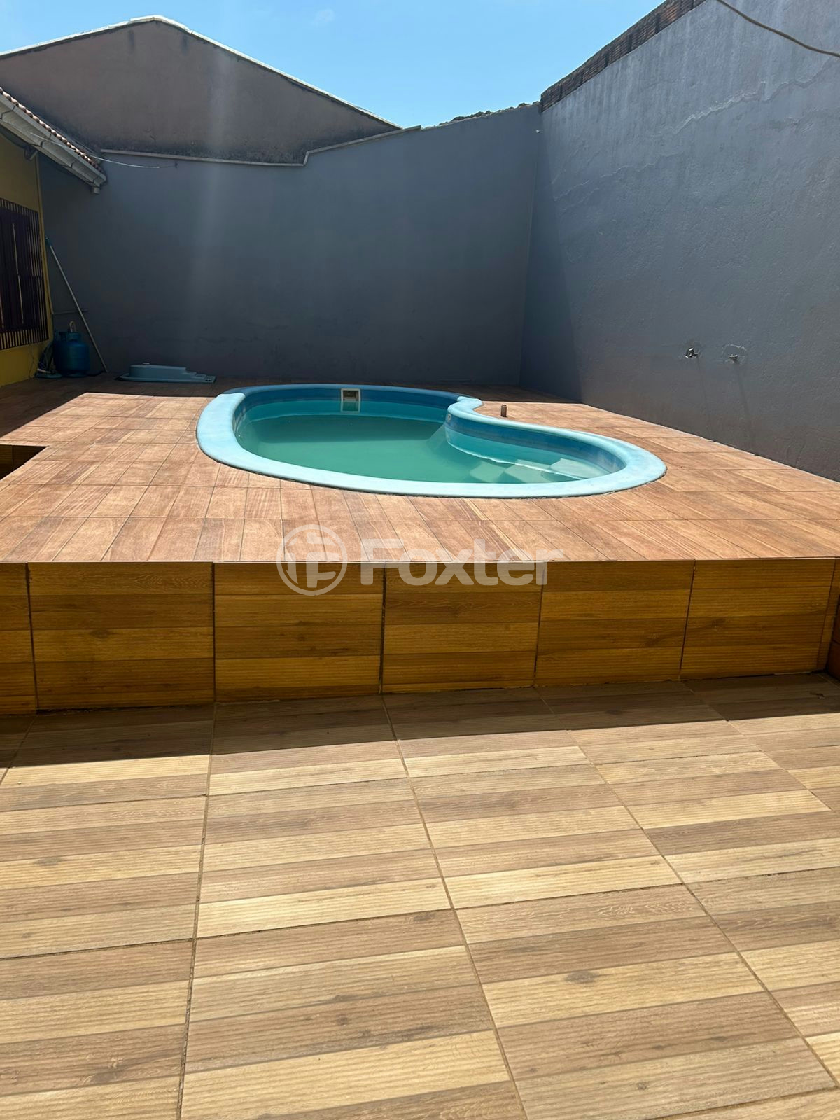Casa à venda com 2 quartos, 96m² - Foto 2