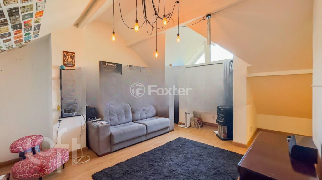 Casa de Condomínio à venda com 3 quartos, 144m² - Foto 1