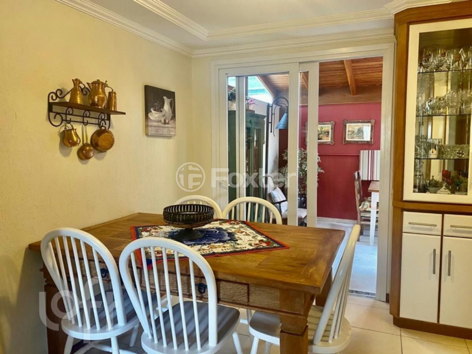 Casa à venda com 3 quartos, 83m² - Foto 5