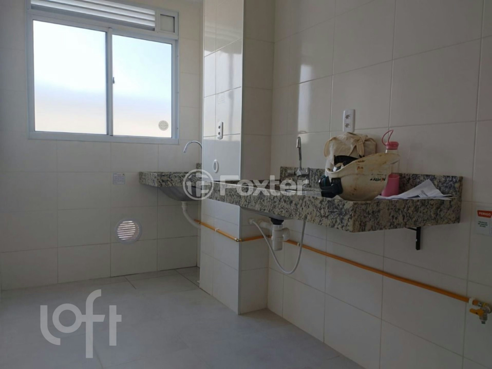 Apartamento à venda com 2 quartos, 38m² - Foto 11