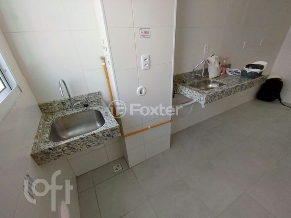 Apartamento à venda com 2 quartos, 38m² - Foto 12
