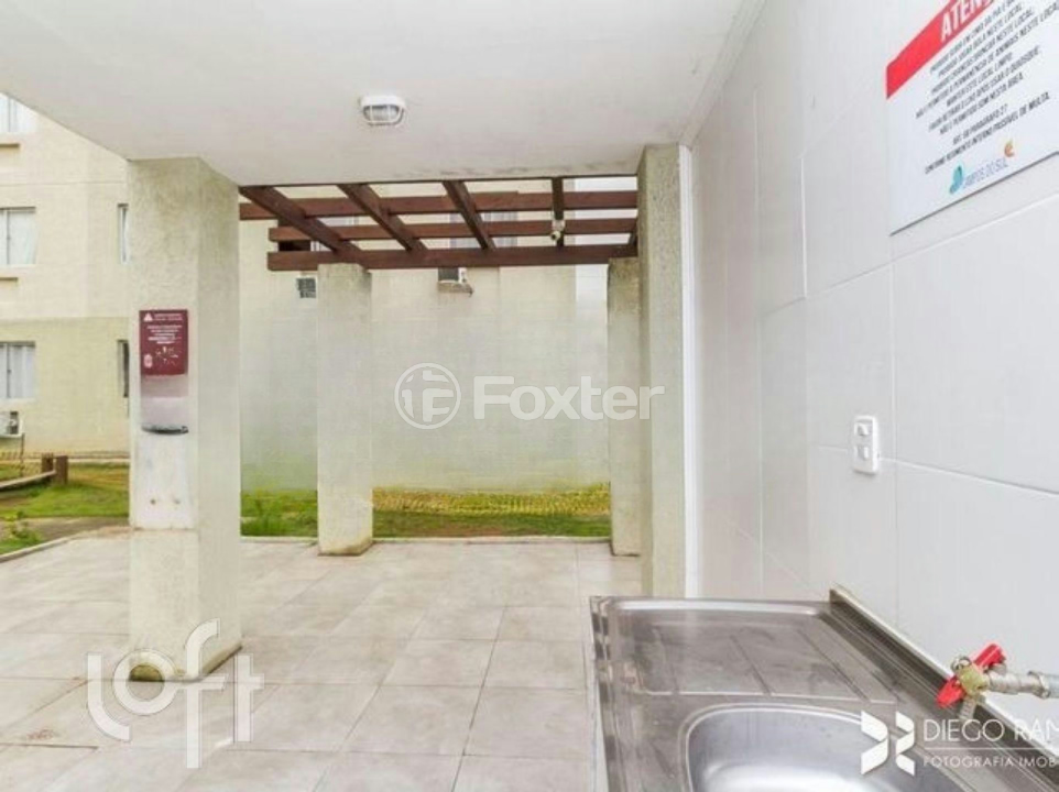 Apartamento à venda com 2 quartos, 40m² - Foto 23