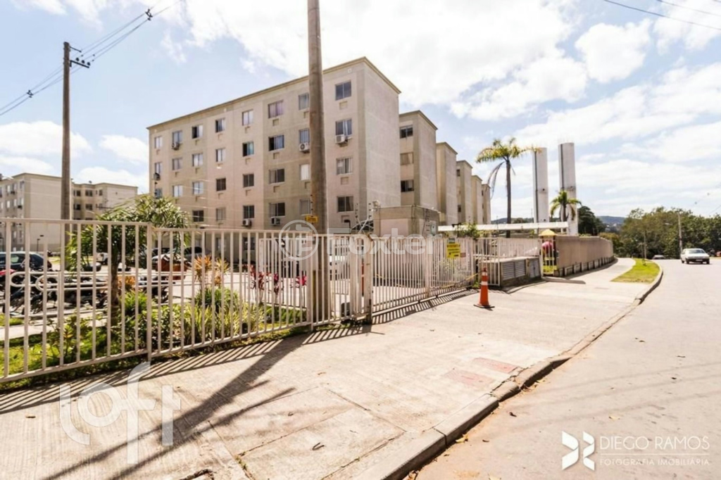 Apartamento à venda com 2 quartos, 40m² - Foto 25