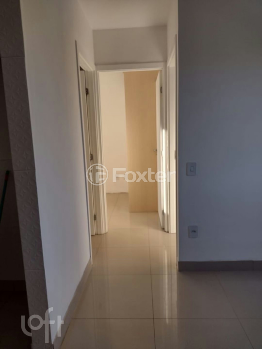 Apartamento à venda com 2 quartos, 40m² - Foto 11