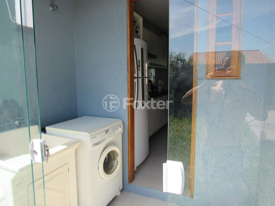 Casa à venda com 2 quartos, 64m² - Foto 11